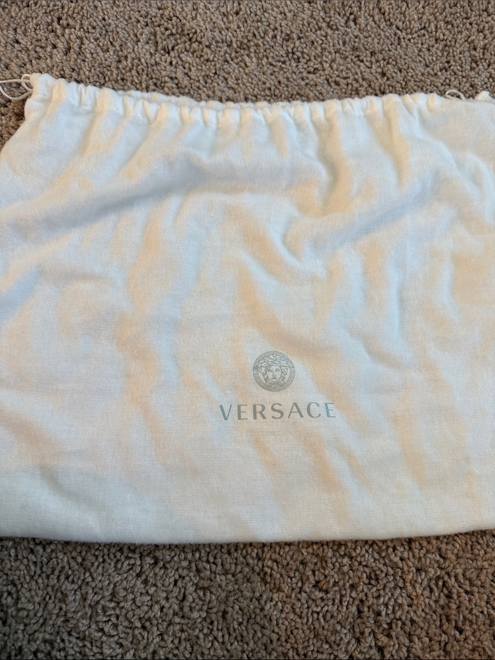 Versace Black Logo-Print belt bag - Picture 11 of 11